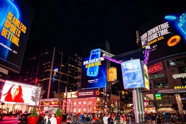 Hiệu ứng ánh sáng trong cá cược bắt nguồn từ đâu và ảnh hưởng thế nào đến quyết định?